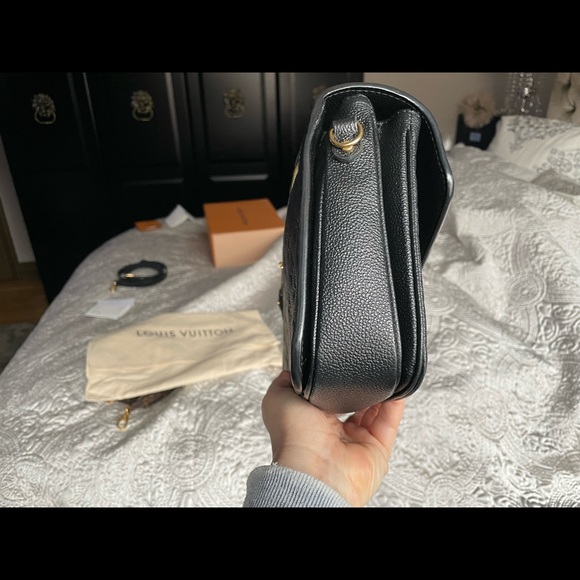 Pochette Metis black empreinte with dust bag, box. - Picture 5 of 13